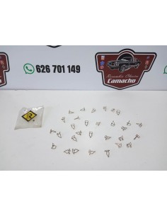 CONJUNTO 30 GRAPAS MOLDURAS SEAT 600
