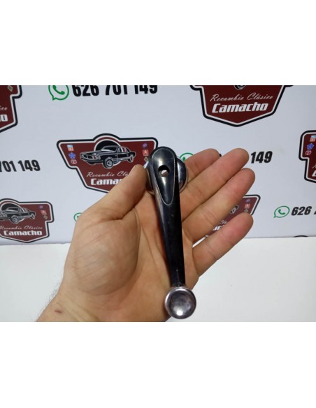 PAREJA MANILLA ALZACRISTALES MG,AUSTIN Y MORRIS