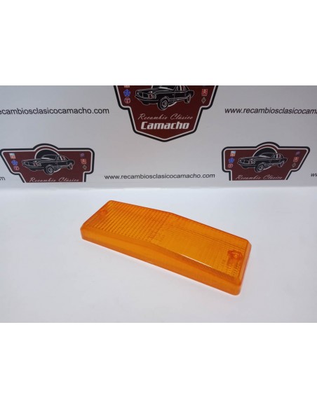 TULIPA TRASERA DERECHA NARANJA SEAT 124 D