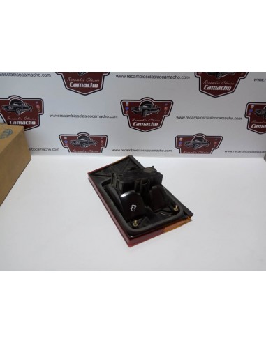 PILOTO TRASERO DERECHO PORTON VOLKSWAGEN PASSAT B2