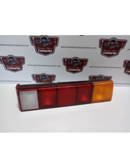 PILOTO TRASERO DERECHO VOLKSWAGEN SANTANA DEL 81 AL 88