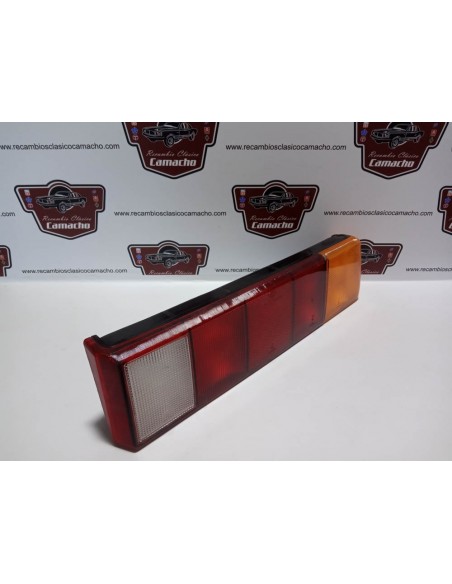 PILOTO TRASERO DERECHO VOLKSWAGEN SANTANA DEL 81 AL 88