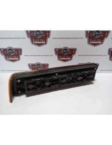 PILOTO TRASERO DERECHO VOLKSWAGEN SANTANA DEL 81 AL 88