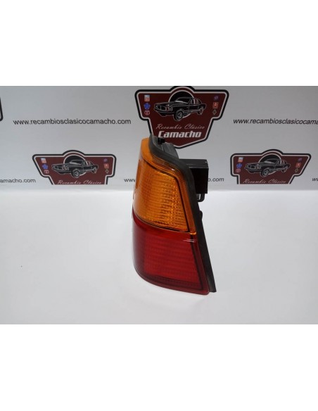 PILOTO TRASERO DERECHO VOLKSWAGEN PASSAT B2