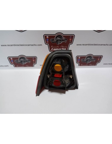 PILOTO TRASERO DERECHO VOLKSWAGEN PASSAT B2