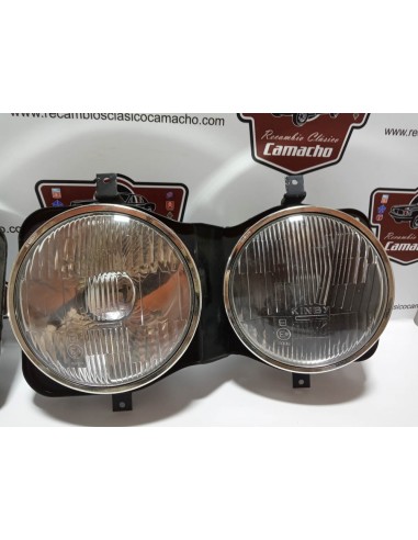 CONJUNTO FAROS DELANTEROS CON SOPORTES SEAT 132