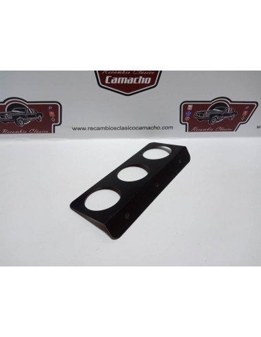 CAPILLA METALICA PARA 3 RELOJES VEHICULO CLASICO