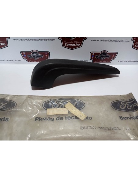 PUNTA PARAGOLPES DELANTERA DERECHA FORD FIESTA MK1 XR2