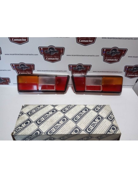 PAREJA TULIPA TRASERA SIMCA 1200 CROMADA