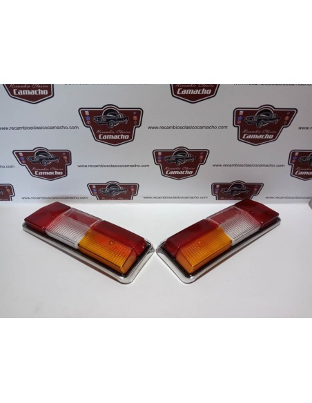 PAREJA TULIPA TRASERA SIMCA 1200 CROMADA