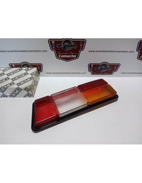 TULIPA TRASERA IZQUIERDA SIMCA 1200 BORDE NEGRO