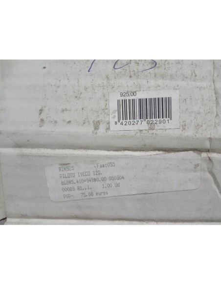 PILOTO TRASERO IZQUIERDO CAMION IVECO CON CONECTOR