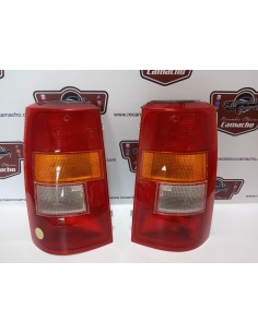 PAREJA PILOTO TRASERO RENAULT 18 FAMILIAR RANCHERA 2