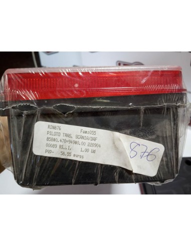 PILOTO TRASERO IZQUIERDO CAMION VOLVO,MAN ,SACNIA Y DAF CON LUZ MATRICULA