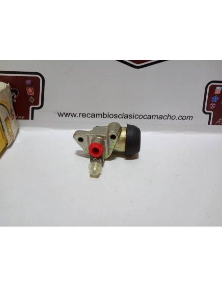 BOMBIN FRENO DELANTERO DERECHO SAVA J4