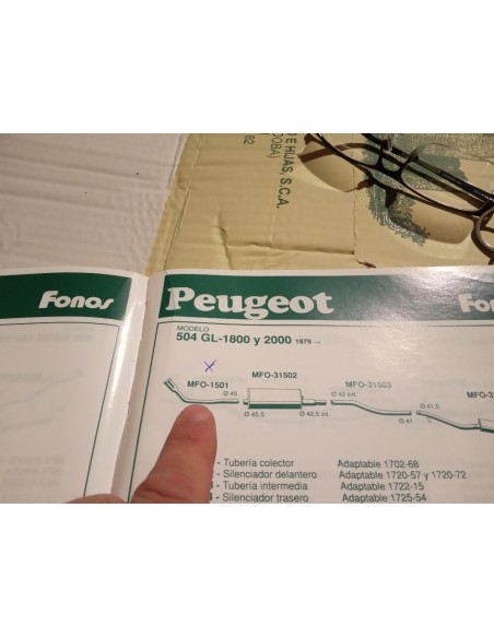SALIDA COLECTOR ESCAPE PEUGEOT 504