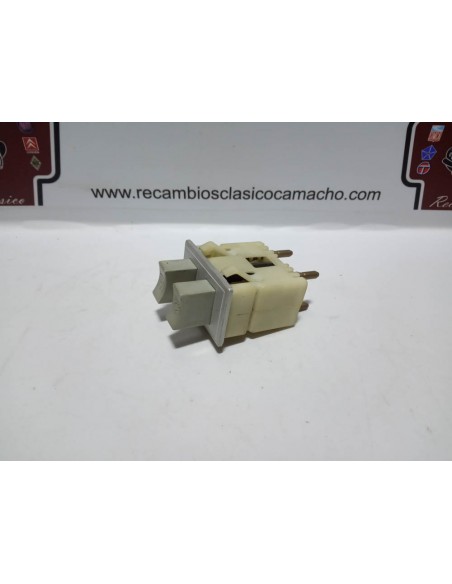 INTERRUPTOR LUCES Y LIMPIAPARABRISAS SIMCA 1000