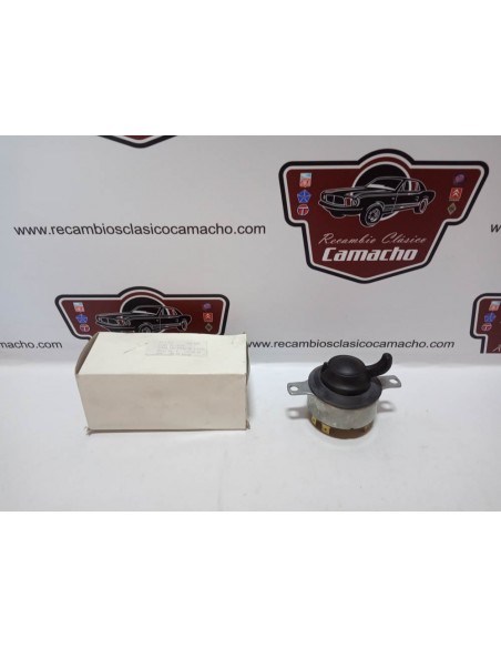 LLAVE CONMUTADOR DE LUCES Y BOCINA TRACTOR EBRO