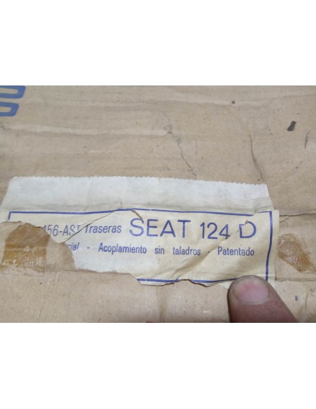 PAREJA FALDILLA TRASERA SEAT 124 D