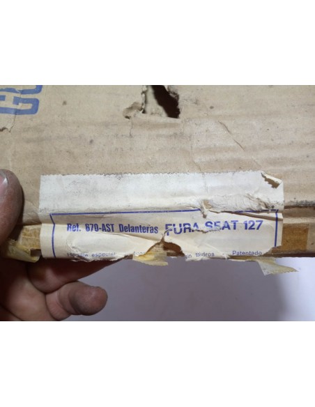 PAREJA FALDILLA DELANTERA SEAT 127 Y FURA